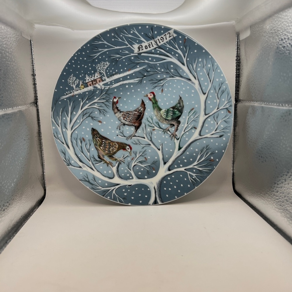 1972 Haviland Limoges Three French Hens #3 Haviland France Plate